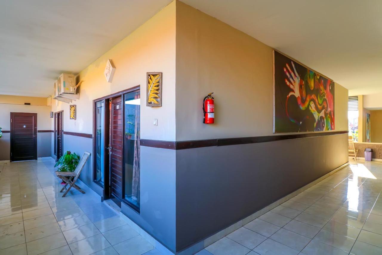 Capital O 1666 Grand Pudjawan Hotel Near Kuta Beach Dış mekan fotoğraf