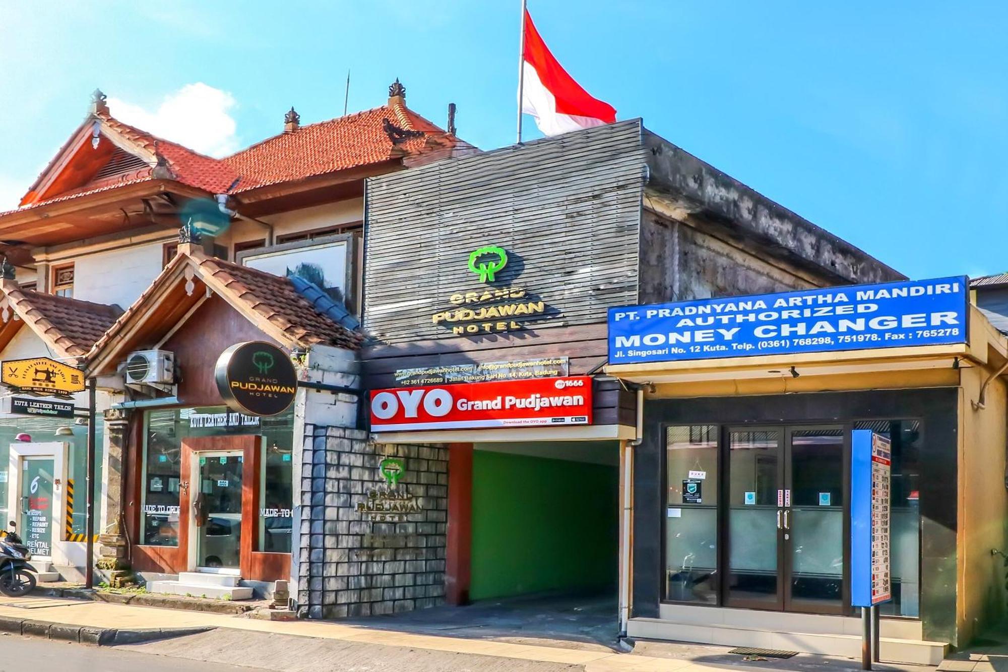 Capital O 1666 Grand Pudjawan Hotel Near Kuta Beach Dış mekan fotoğraf